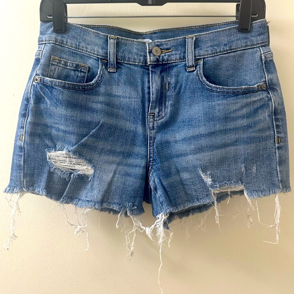 LIKE NEW Old Navy High Rise Blue Distressed Frayed Boyfriend Denim Jean Shorts